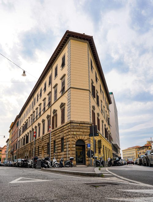 11. Via dell’Indipendenza