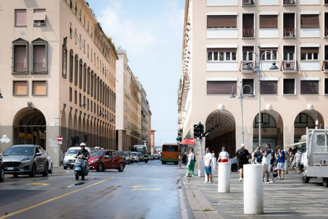 8. Via Grande